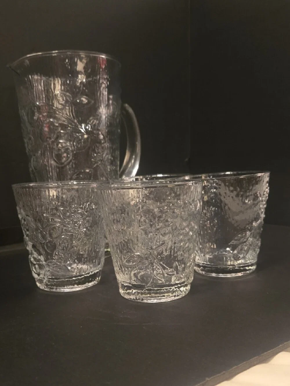 Williams Sonoma Clear Embossed Glass Juice Pitcher with 4 Matching Tumblers